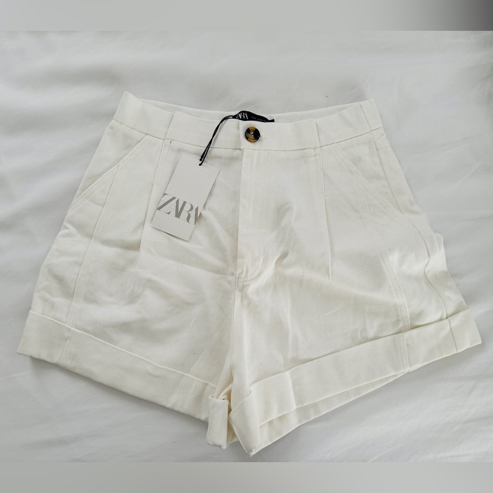 NWT Zara White denim shorts